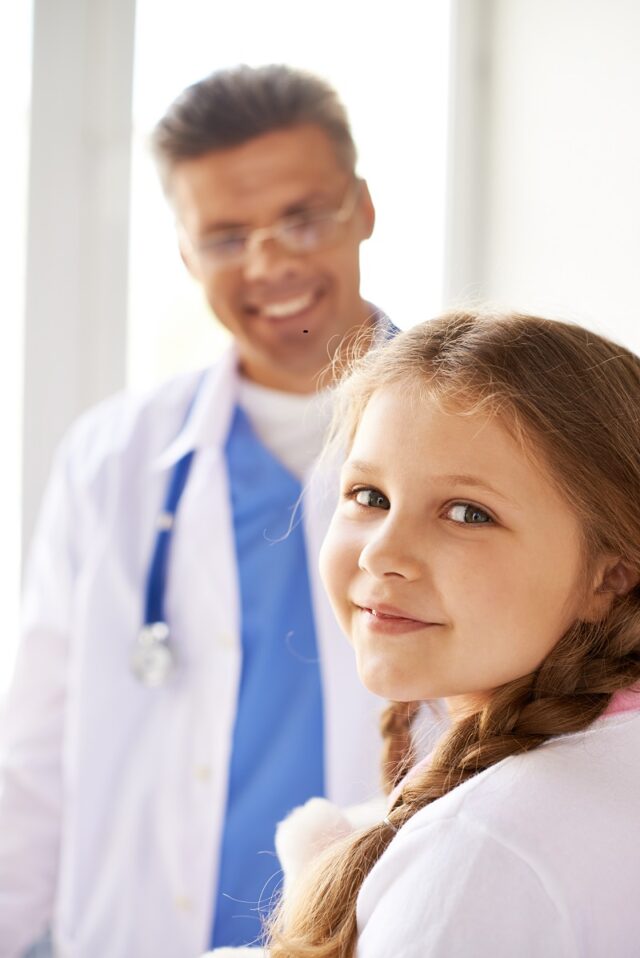 girl with doctor
